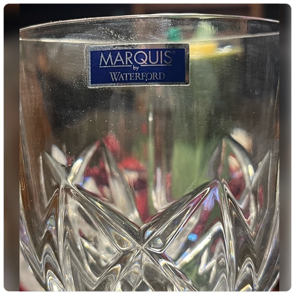 Marquis by Waterford-NIB-‘Brookside’ Set of Four Crystal Wine Glasses - Picture 4 of 8